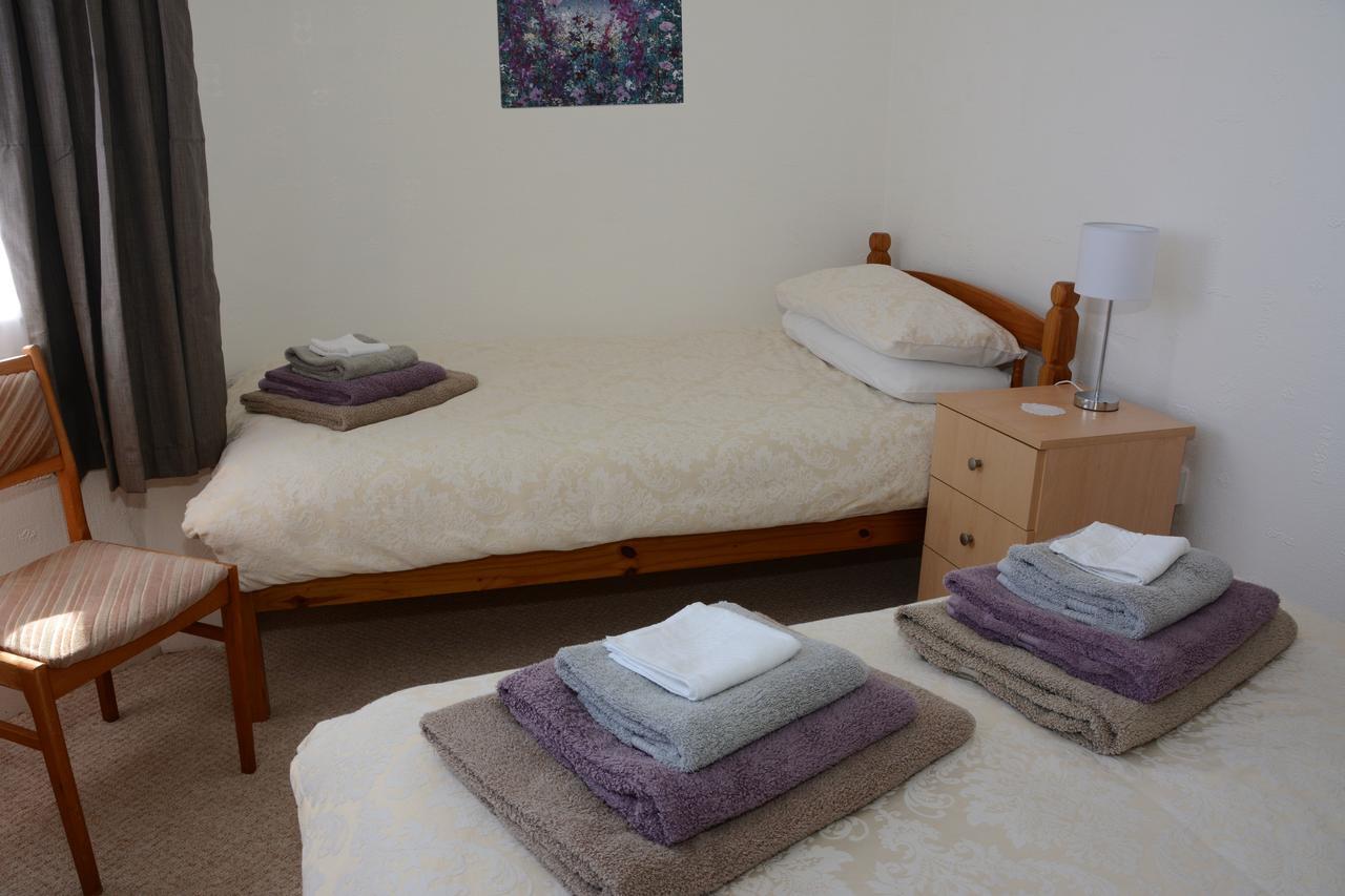 The Cove Guest House Rhyl Extérieur photo