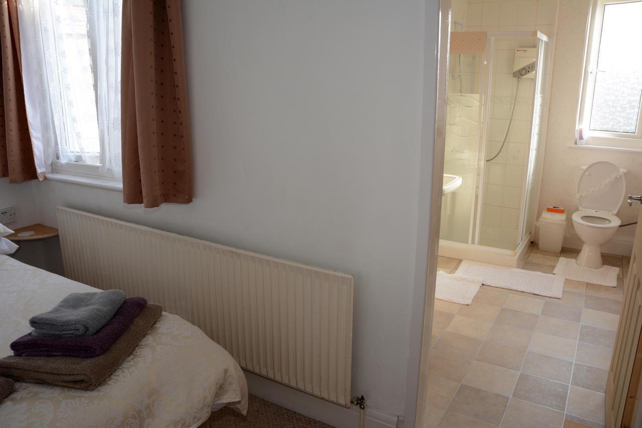 The Cove Guest House Rhyl Extérieur photo
