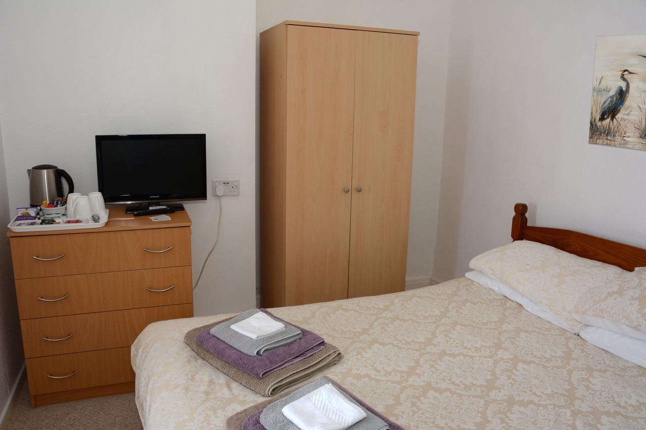 The Cove Guest House Rhyl Extérieur photo