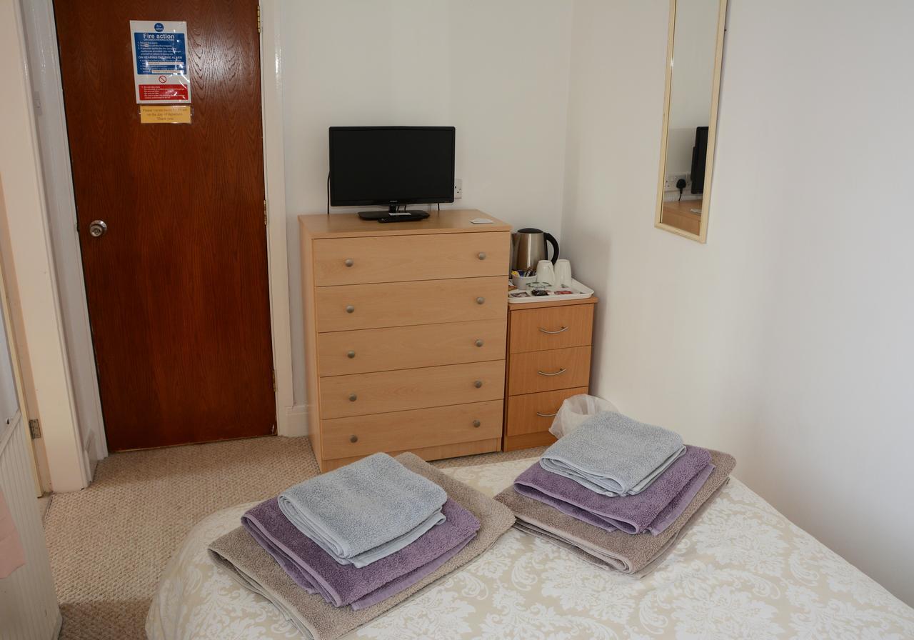 The Cove Guest House Rhyl Extérieur photo