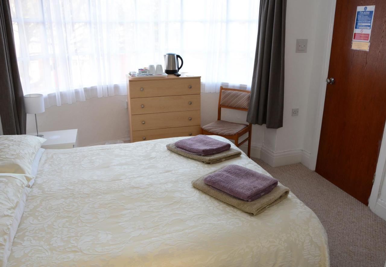 The Cove Guest House Rhyl Extérieur photo